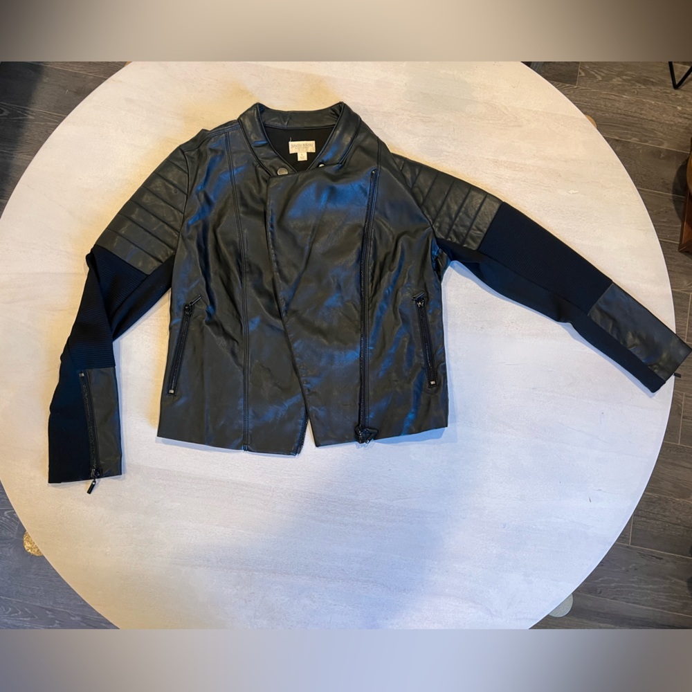 Bisou Bisou jacket, size large, gently worn